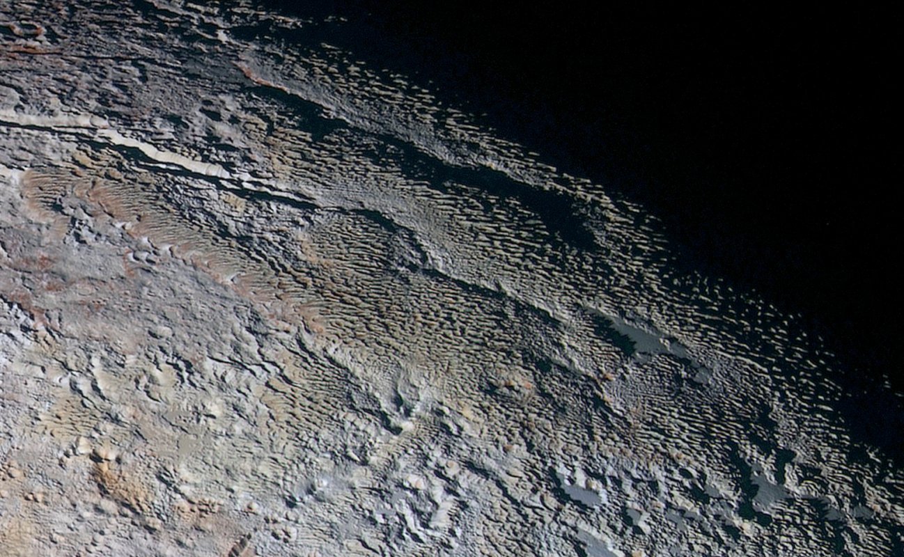 Pluton sfotografowany przez sondę New Horizons